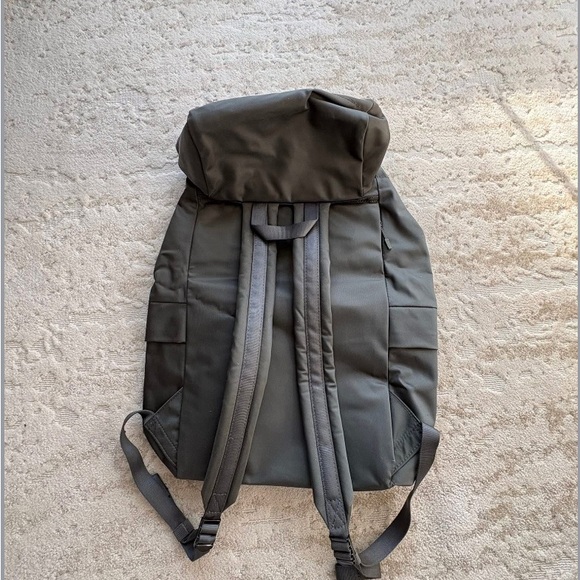 LULULEMON backpack - Picture 2 of 3